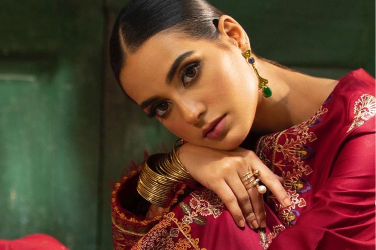 Икра Азиз, Iqra Aziz, Икра Азиз пакистанская актриса