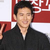 Go Soo_19