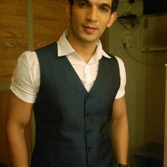 Arjun_Bijlani_1