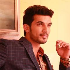 Arjun_Bijlani_9