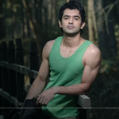 Barun_Sobti_16