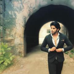 Karanvir_Bohra_16
