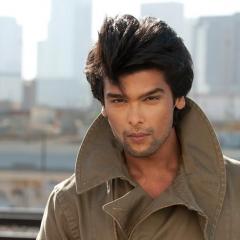 Kushal_Tandon_10