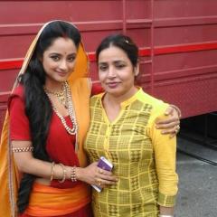 Madirakshi_Mundle_22