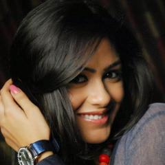 Mrunal_Thakur_13