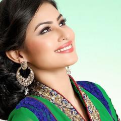 Mouni Roy_33