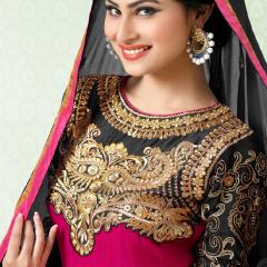Mouni Roy_8