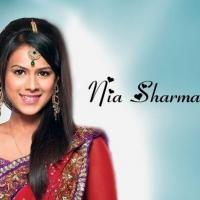 Nia_Sharma_25