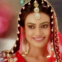 Surbhi_Jyoti_2