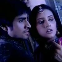 Kis_Desh_Mein_Hai_Meraa_Dil_24