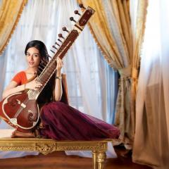 Meri Awaaz Hi Pehchaan Hai