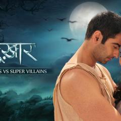 Supercops vs Supervillains