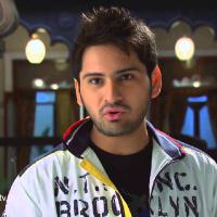 Mujhse_Kuchh_Kehti_13