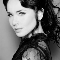 Adriana Louvier_7