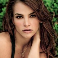 Fabiola Campomanes_6