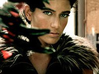 Berrak Tüzünataç_1