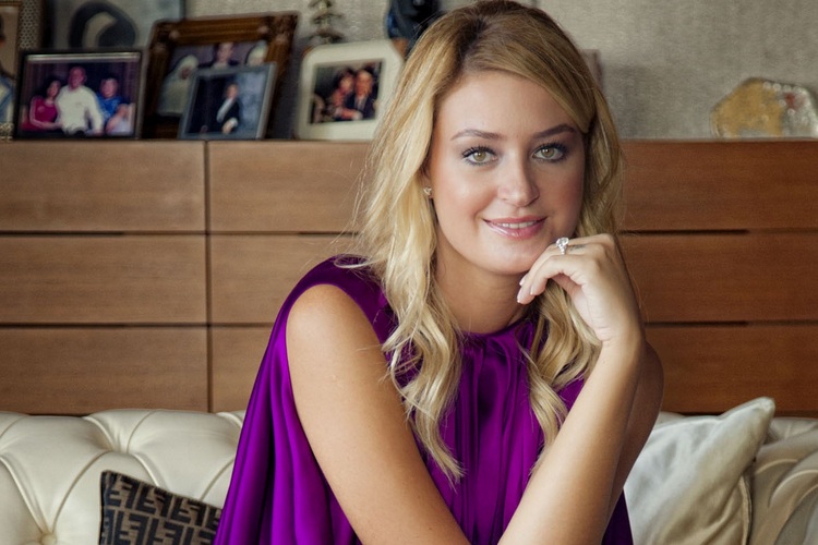 Петек Эртюре  турецкая актриса