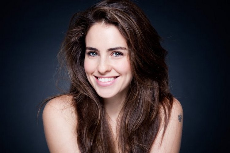 Аслы Тандоган турецкая актриса 