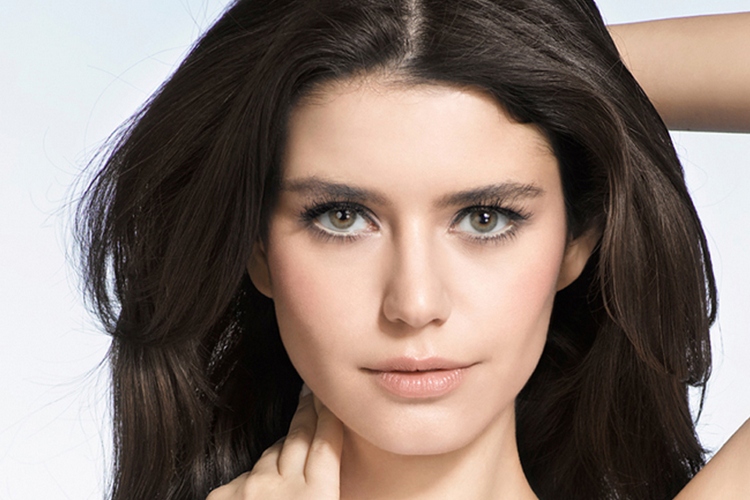 Берен Саат турецкая актриса