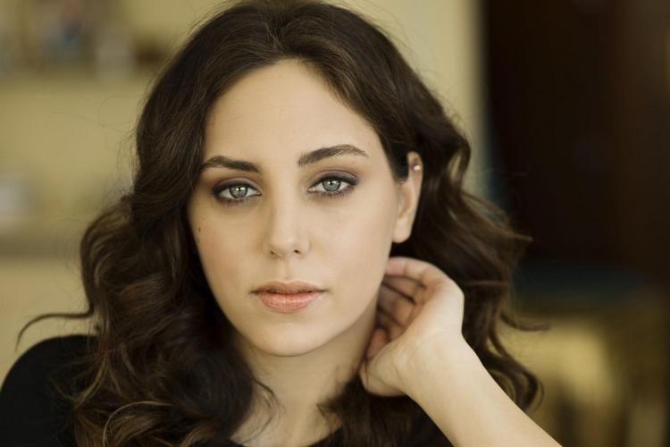 Ойкю Караель турецкая актриса