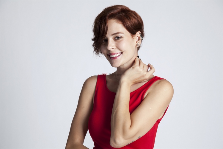 Йылдиз Чагры Атиксой турецкая актриса