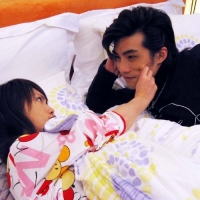 E_mo_zai_shen_bian (7)