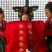 Moon Embracing the Sun (4)
