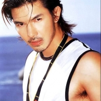 Atichart Chumnanont (2)