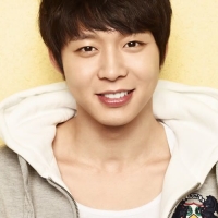 Park Yoo-chun (13)