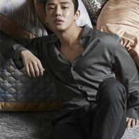 Yoo Ah-in (4)