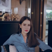 Ann Thongprasom (4)