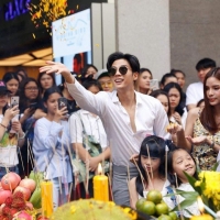 Bpai Hai Teung Duang Daao (1)