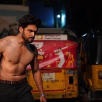 Mehndi Hai Rachne Wali3