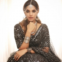 Sanam Saeed8