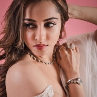 Niyati Fatnani6