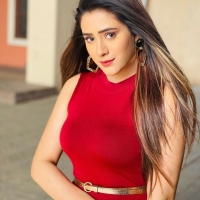 Hiba Nawab8