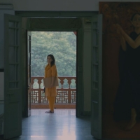 Tumhare Husn Ke Naam4