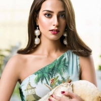 Iqra Aziz9