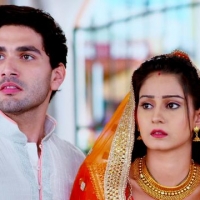 Humko Tumse Ho Gaya Hai Pyaar Kya Karein7