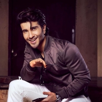 Feroze Khan2