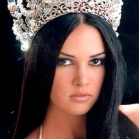 Monica Spear2