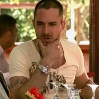 El cartel de los sapos8