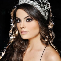 Ximena Navarrete7