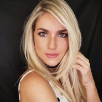 Monique Alfradique15